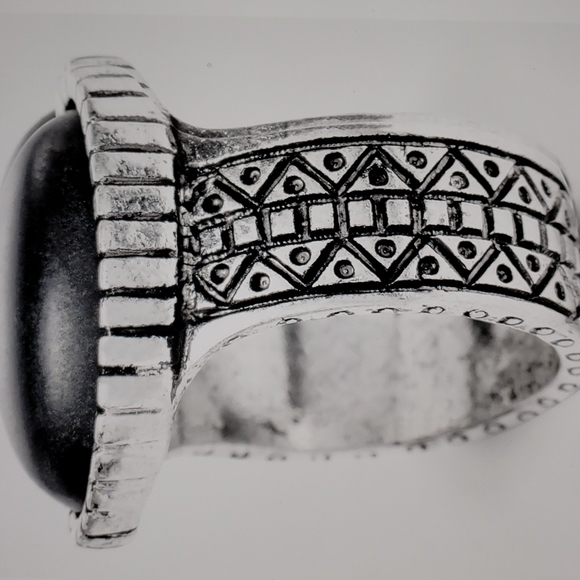 NWT CHICO'S Camile Silver & Black Size 9 - Picture 2 of 7